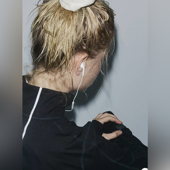 NWT Free People You're A Peach OutdoorBlack Jacket with White Reflective Size S - Picture 6 of 8